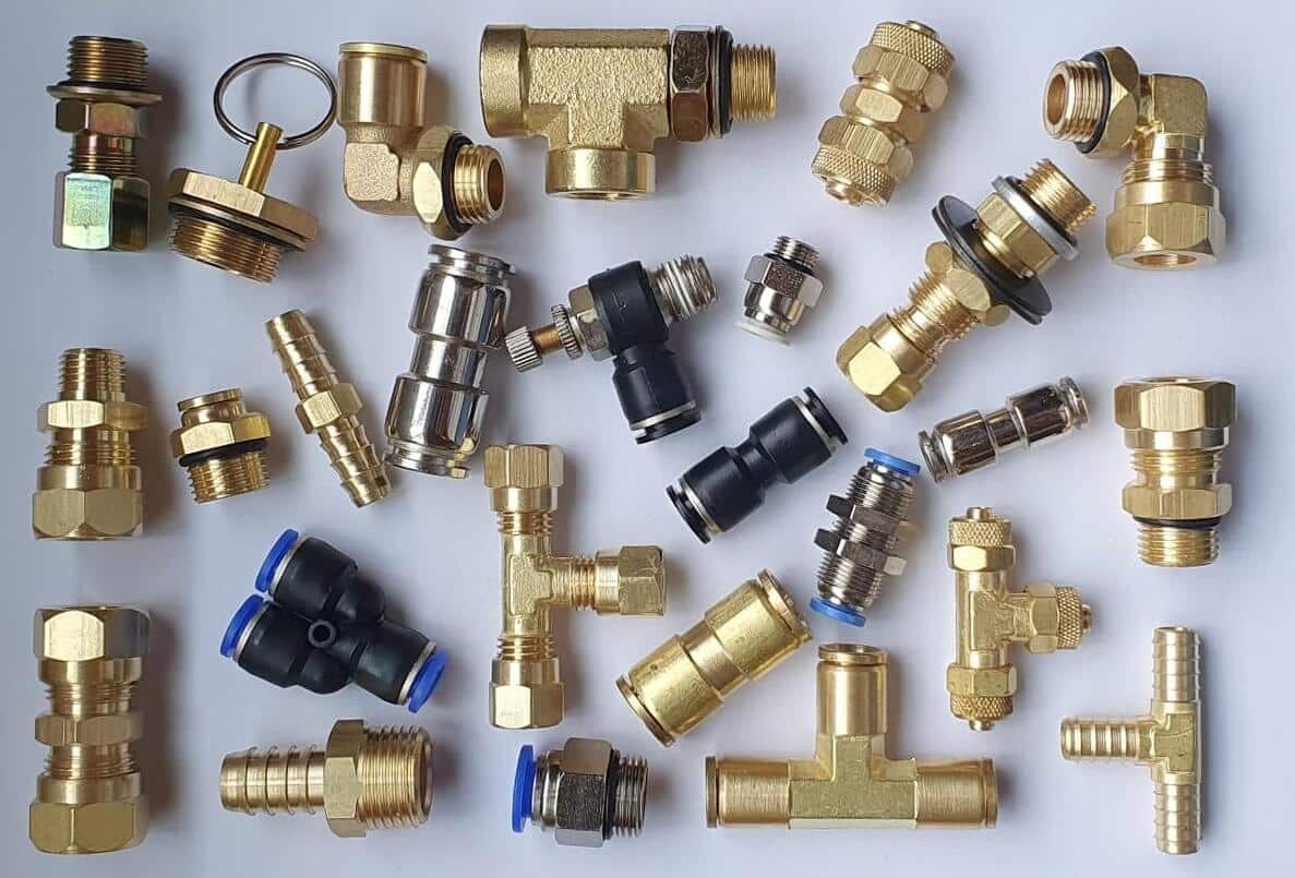 Variedade de conexões e produtos da Serrana